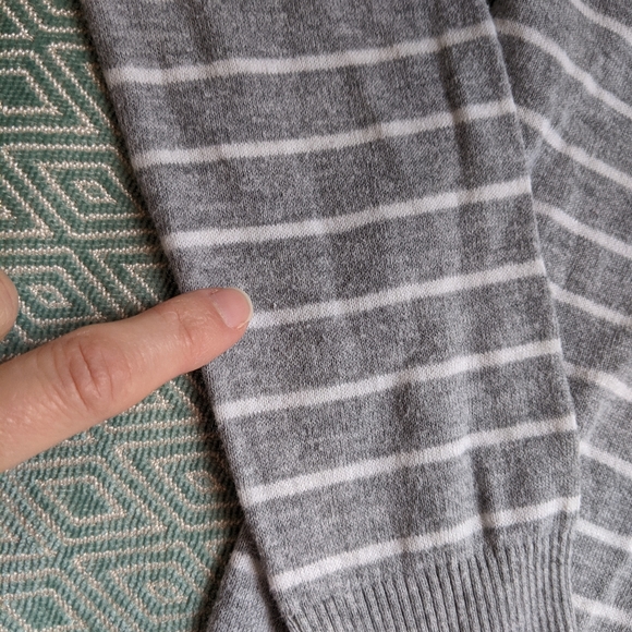 B.P. Super Soft Lightweight Sweater - Picture 7 of 11